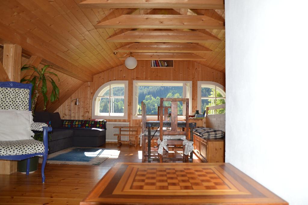 ラムサウ・アム・ダッハシュタインRoseggerhausアパートメント 部屋 写真